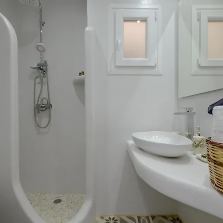 Jardin De Castillo , Naxos Town Naxos City