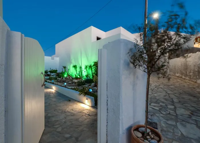 Jardin De Castillo , Naxos Town