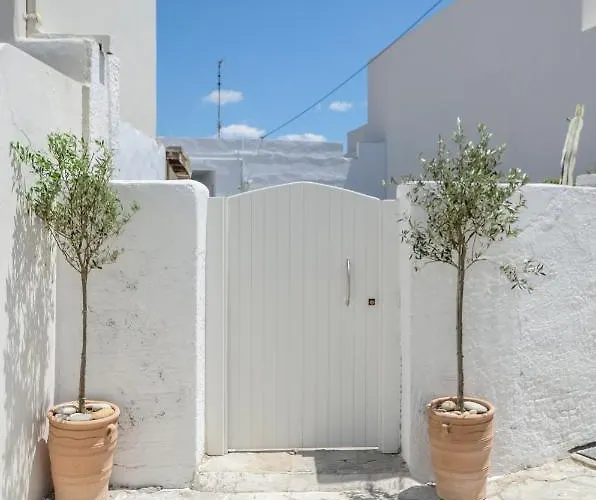 Jardin De Castillo , Naxos Town Naxos City