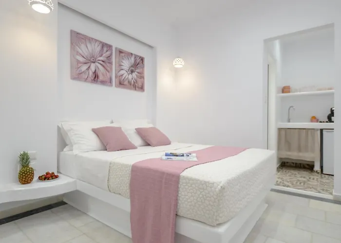 Jardin De Castillo , Naxos Town